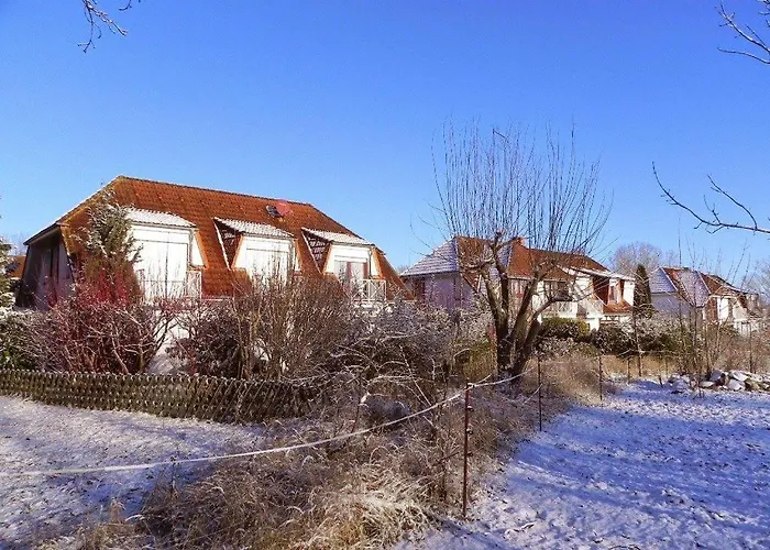 Ferienwohnung-nils-holgerson-mit-balkon-zwischen-strand-wald-wiese-im-suedosten-der-insel-ruegen Appartement