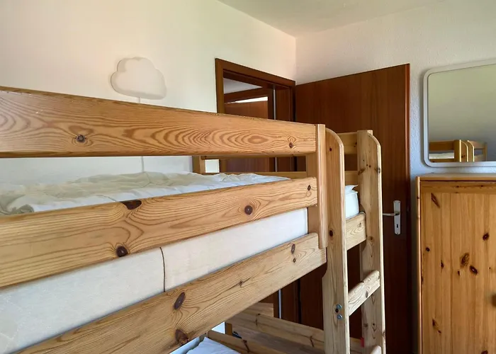 Ferienwohnung-nils-holgerson-mit-balkon-zwischen-strand-wald-wiese-im-suedosten-der-insel-ruegen Appartement Gustow (Vorpommern-Rugen)