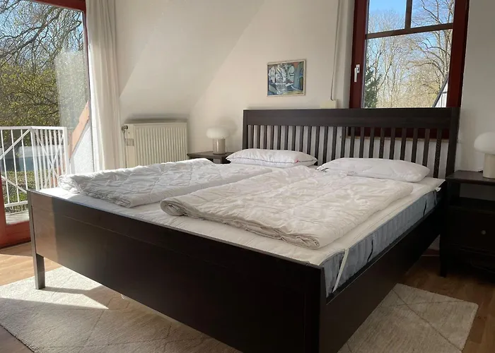 Appartement Ferienwohnung-nils-holgerson-mit-balkon-zwischen-strand-wald-wiese-im-suedosten-der-insel-ruegen *